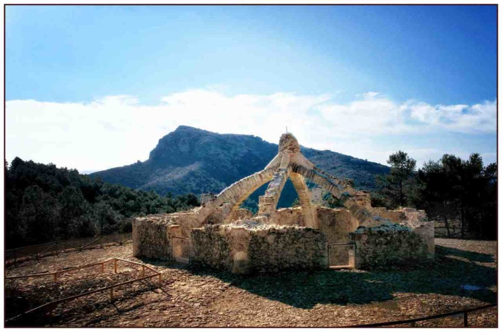 Agres- Cava Gran Photopea
